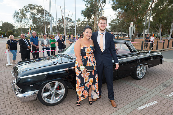 LakeGFormal2017-Arrivals-010