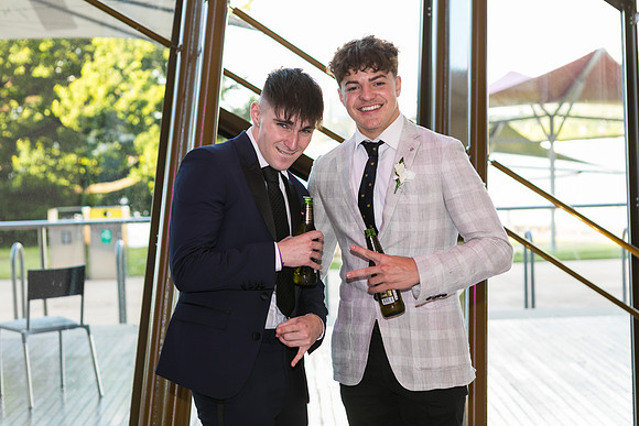 Merici Yr 12 Formal - 03 Dec 2021